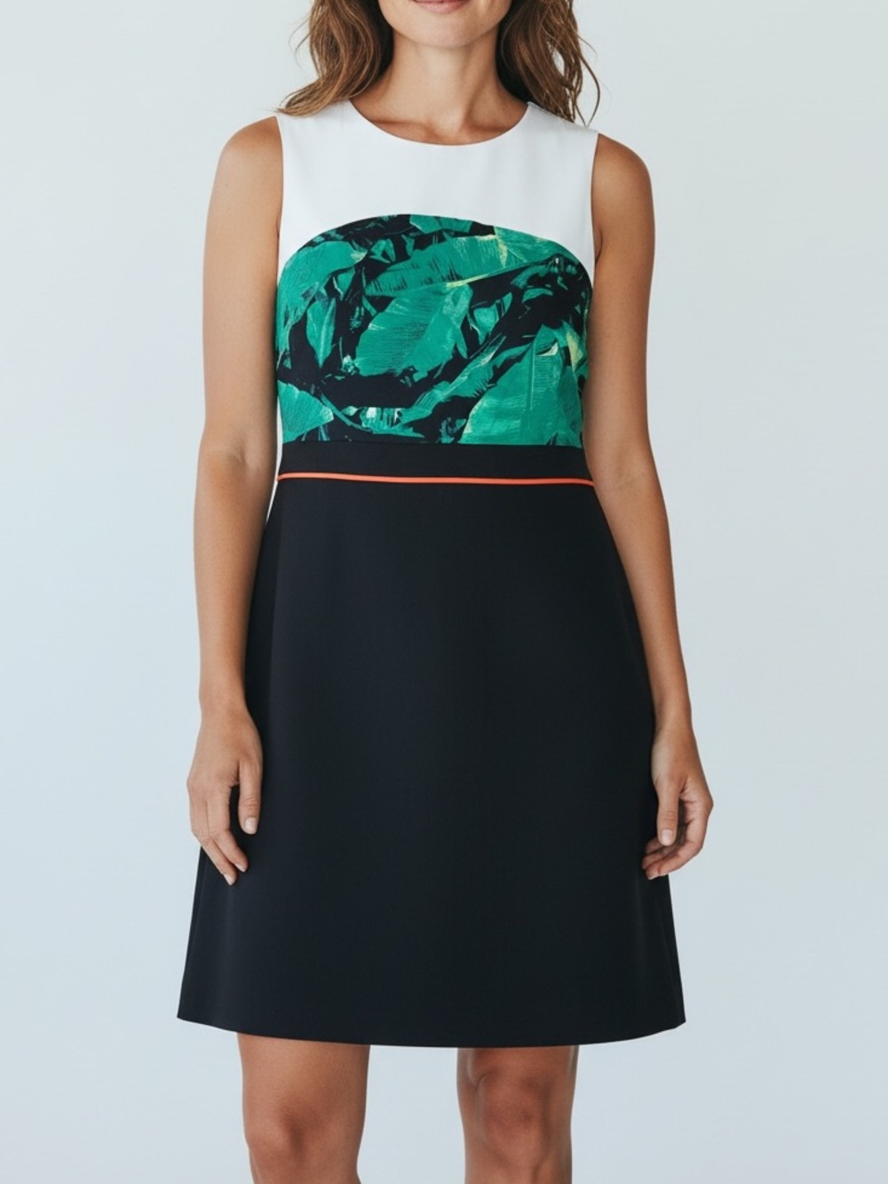 Vince Camuto Sleeveless small Midi Dress in White, Green and Black